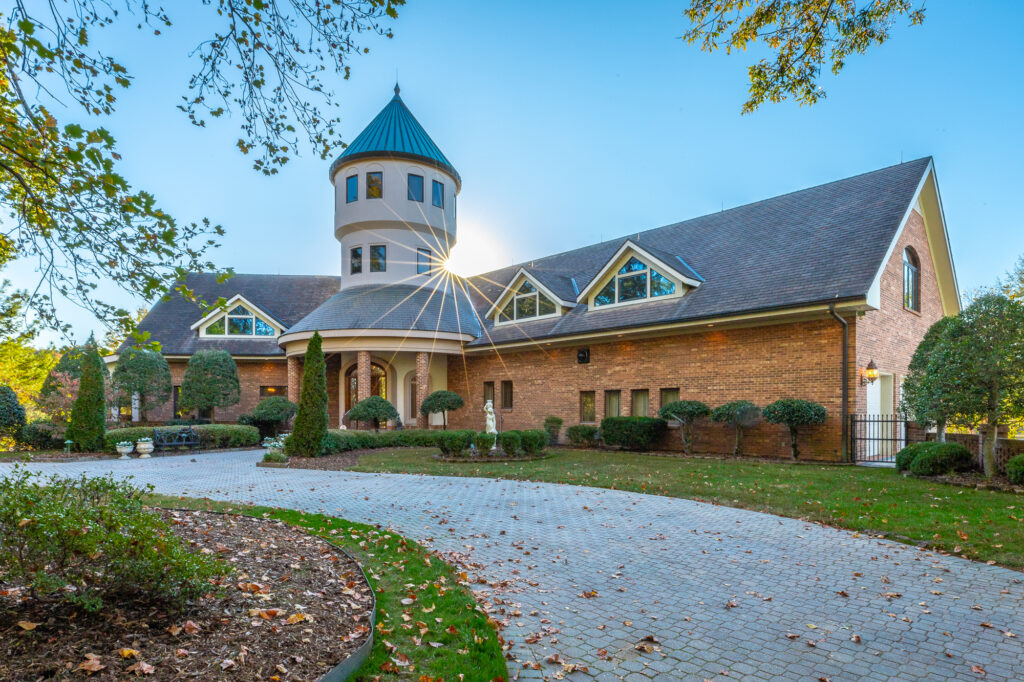 7998 Giorgio Circle in Ooltewah, TN - The Paula McDaniel Group